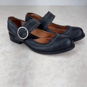 Discontinued John Fluevog Adrians Allison 10 Black